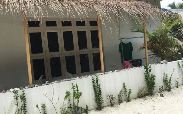 Beach Heaven Maldives - Golden Turtle Guest House