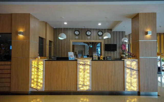 Townhouse Oak Palembang near Palembang Golf Club formerly KR Hotel - Hotel in باليمبانج - Photo 4
