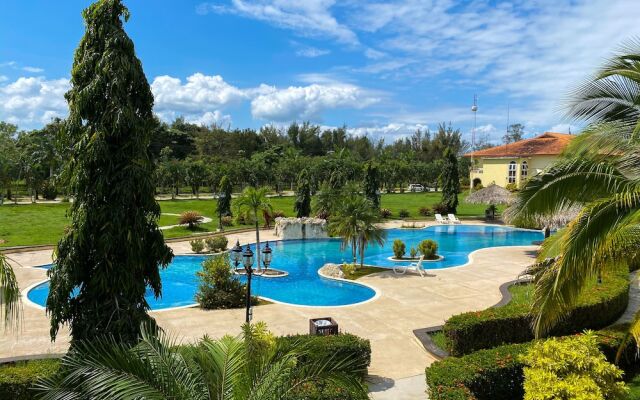 La Ensenada Beach Resort - All Inclusive