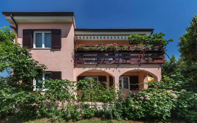 Seaside Villa - App 2