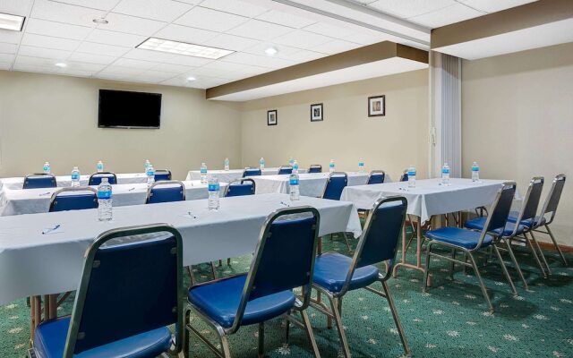 Travelodge Iowa City