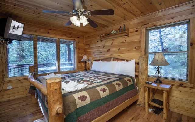 Simple Pleasures by Heritage Cabin Rentals