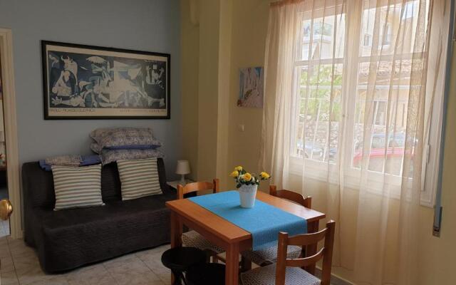 Tolis Apartments