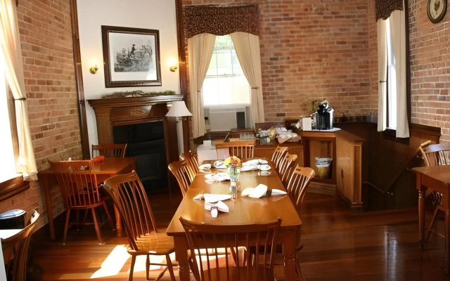 Christopher Dodge House