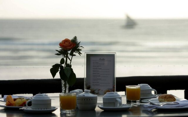 Sea Cliff Hotel