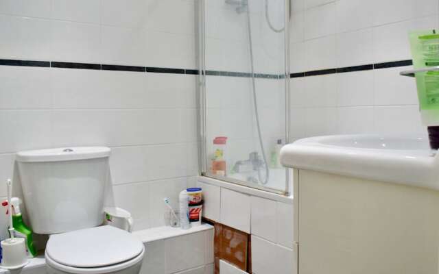 Modern 3 Bedroom Flat in Southwark