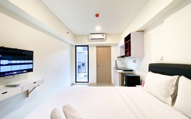 Homey And Simply Look Studio Meikarta Apartment