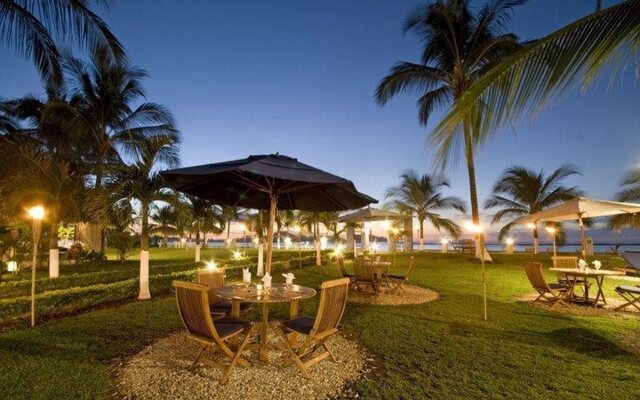 Bahia del Sol Beach Front Boutique Hotel