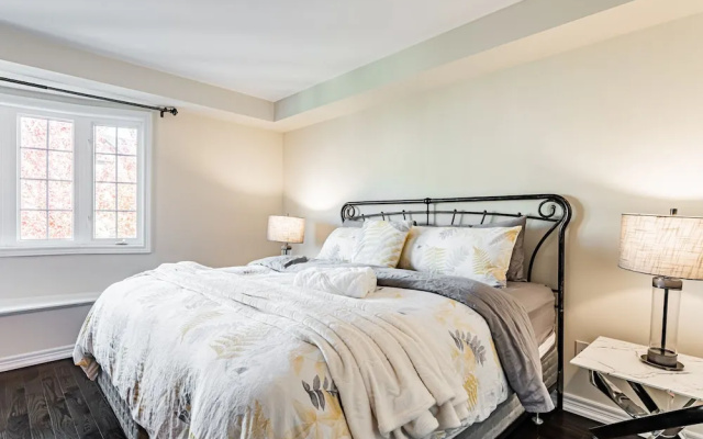 Lady Valentina Boutique Home