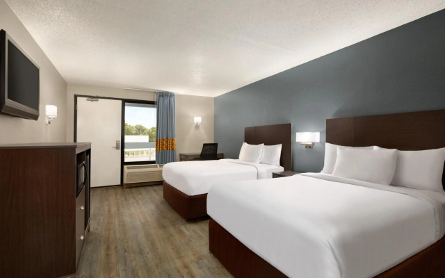 Baymont by Wyndham Wilmington