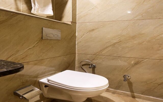 Capital O 8236 The Kailash Dev Hotel