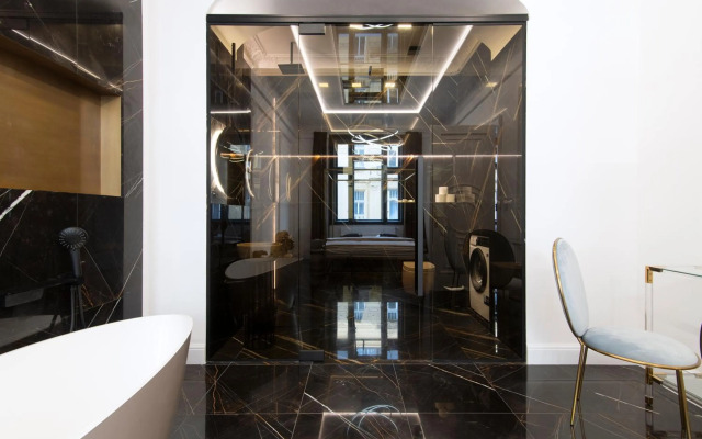 Antique Glam Apartment in Old Town Prague