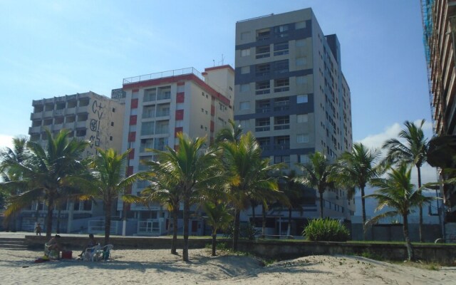 Apartamento Frente ao Mar em Praia Grande
