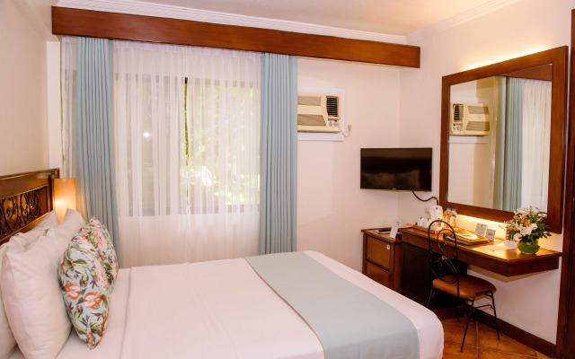 Montebello Villa Hotel