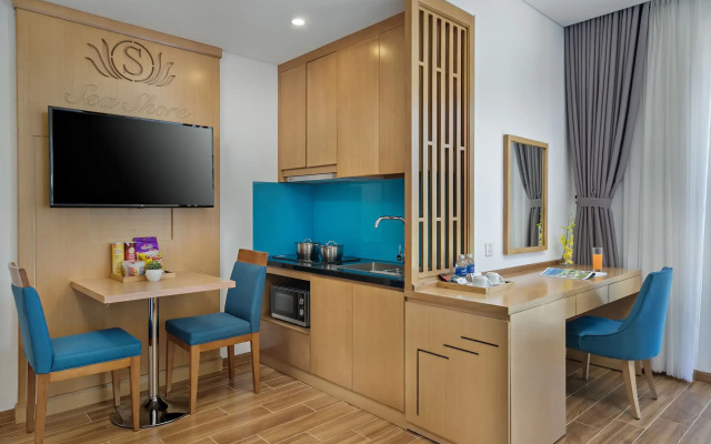 Seashore Hotel & Apartment