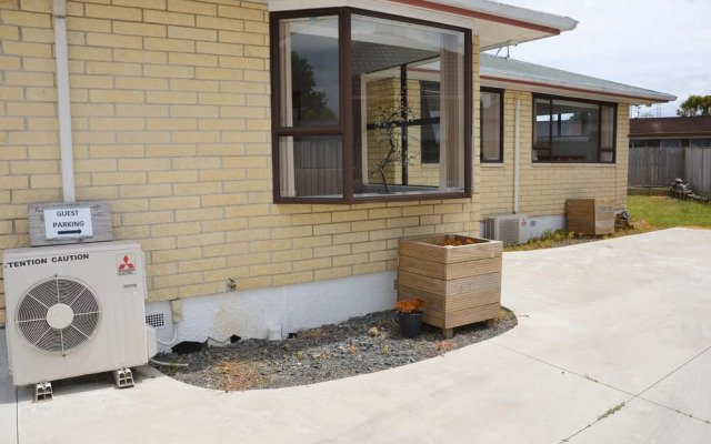 Cozy Home East Auckland