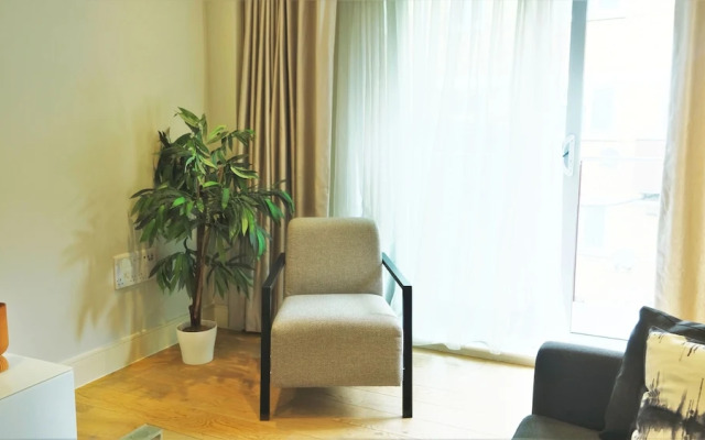 Spacious Elegant Apartments in Southbank
