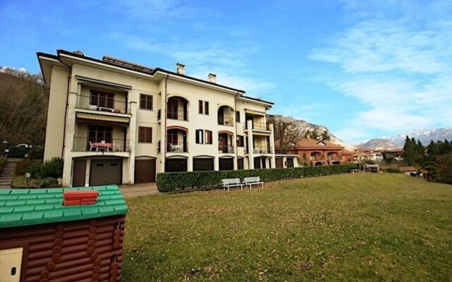 Alessia Apartment in Baveno With Three Bedrooms and Lake View
