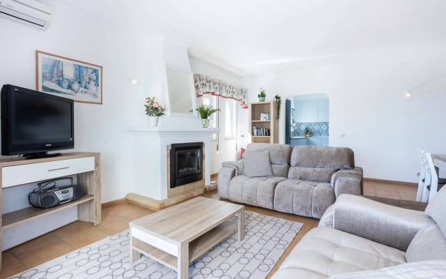 Sea Blue Apartment - Luz Ocean Club