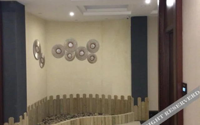Tianlun Business Hotel