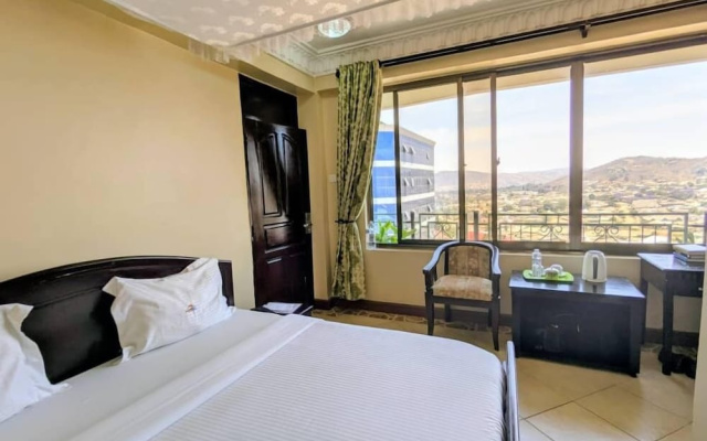 Alexander Hotel & Tours