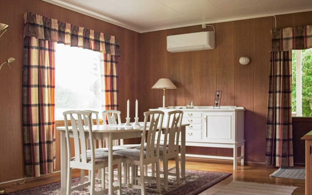 8 Person Holiday Home in Vagland-by Traum