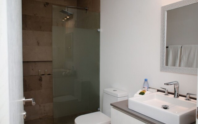 Luxury 3 Bdr Near the Beach - 300meg