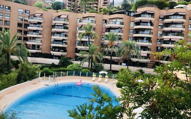 Villa with One Bedroom in Nîmes