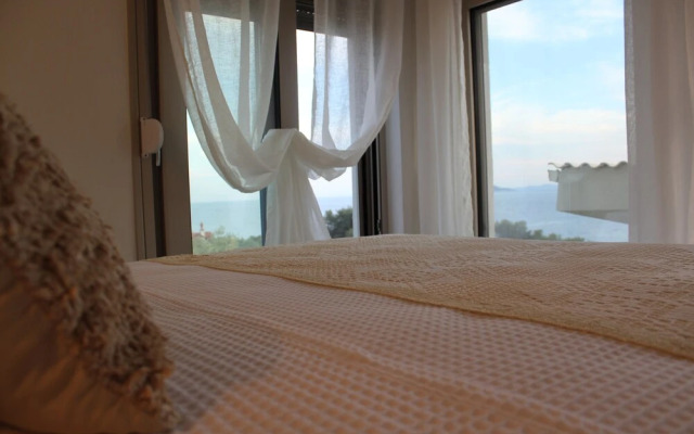 Akti Elia Villas
