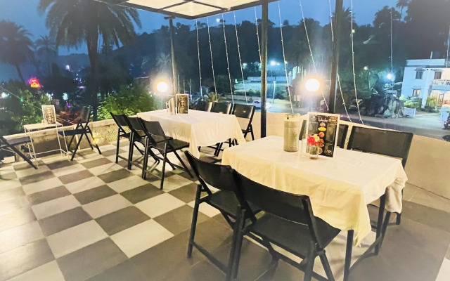 OYO 6557 Hotel Kaka Inn