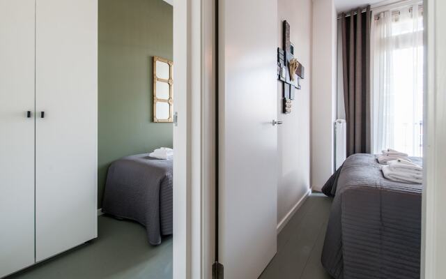 Leidse Square Marnix Apartments