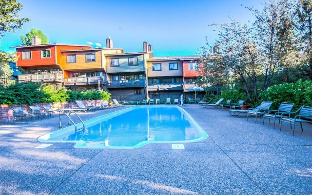 Winterset 3 by Retreatia