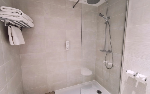 Holiday Inn Calais-Coquelles by IHG