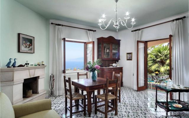 M Suites Sorrento