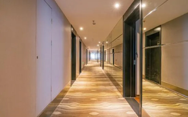 Orange Hotel (Shanghai Ruijin South Road)