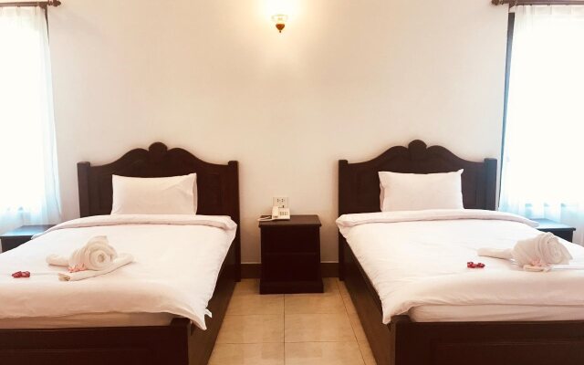 Khung City Hotel