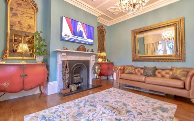 Fabulously Unique 3BD Home Sunderland