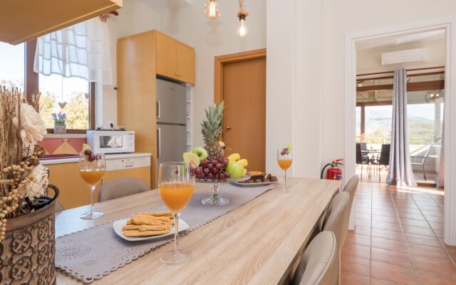 Villa Aclando with private swimming pool