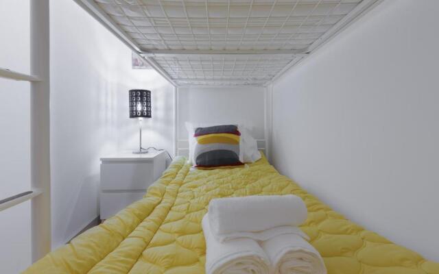 2 Comfortable Stunning Flats - City Center