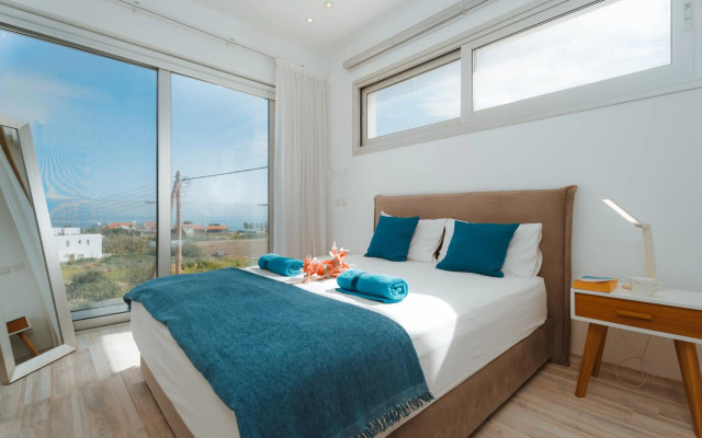 Seaside Luxury Villa