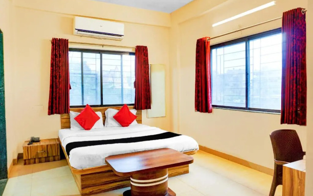 Capital O 82795 Moonlight Residency