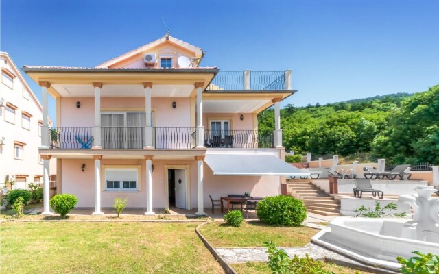 Nice Home in Dramalj With Wifi and 7 Bedrooms