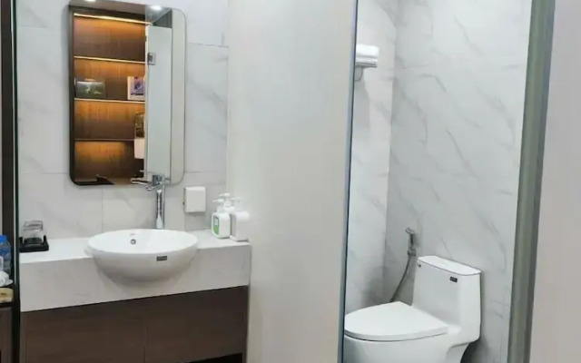 The Cosy Inn Hanoi Hotel