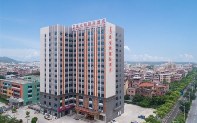 Vienna International Hotel (Guangzhou South Railway Station Sanshan)
