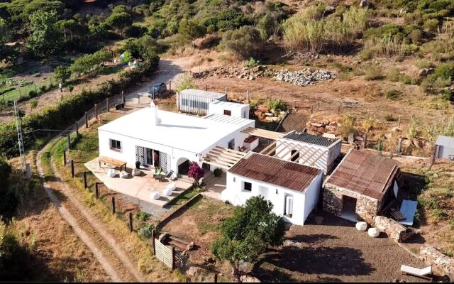 Wild House Tarifa - Hostel