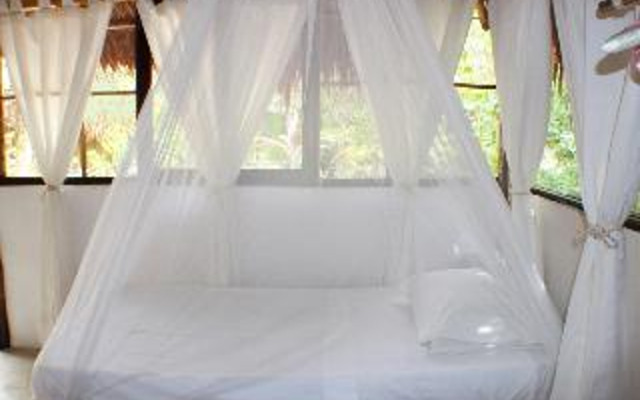 Maya Cabanas & Cenote Tulum