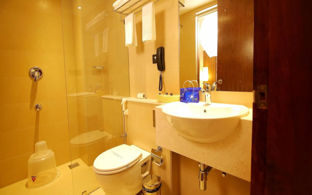 OYO 1686 Park Connect Hotel