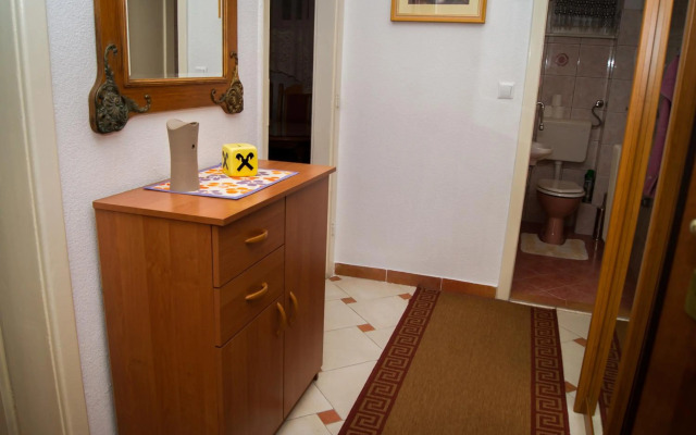 Trosoban stan u Zenici