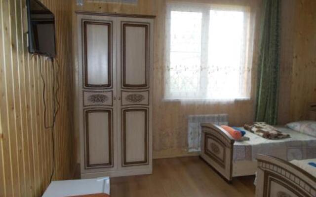 Guest house on Obshinnaya 30a