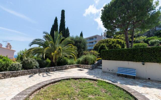 Sea View Park Swimming Pool & Tennis 2 Bdrs